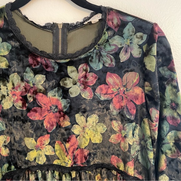 POL Rory Velvet tunic - Picture 2 of 6